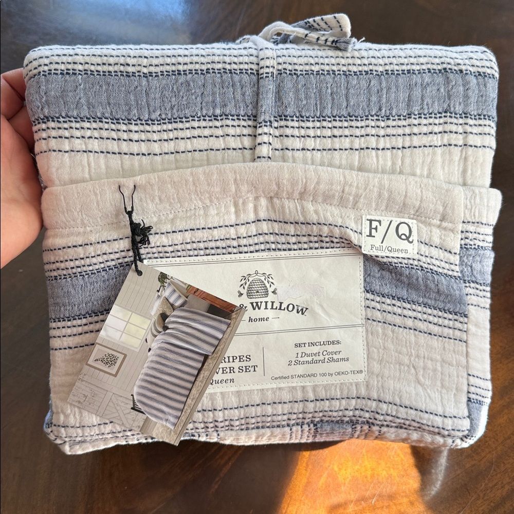 Bee & Willow Dash Stitch Stripes Duvet Cover Set Full/ Queen - Blue and Neutral - Picture 2 of 8